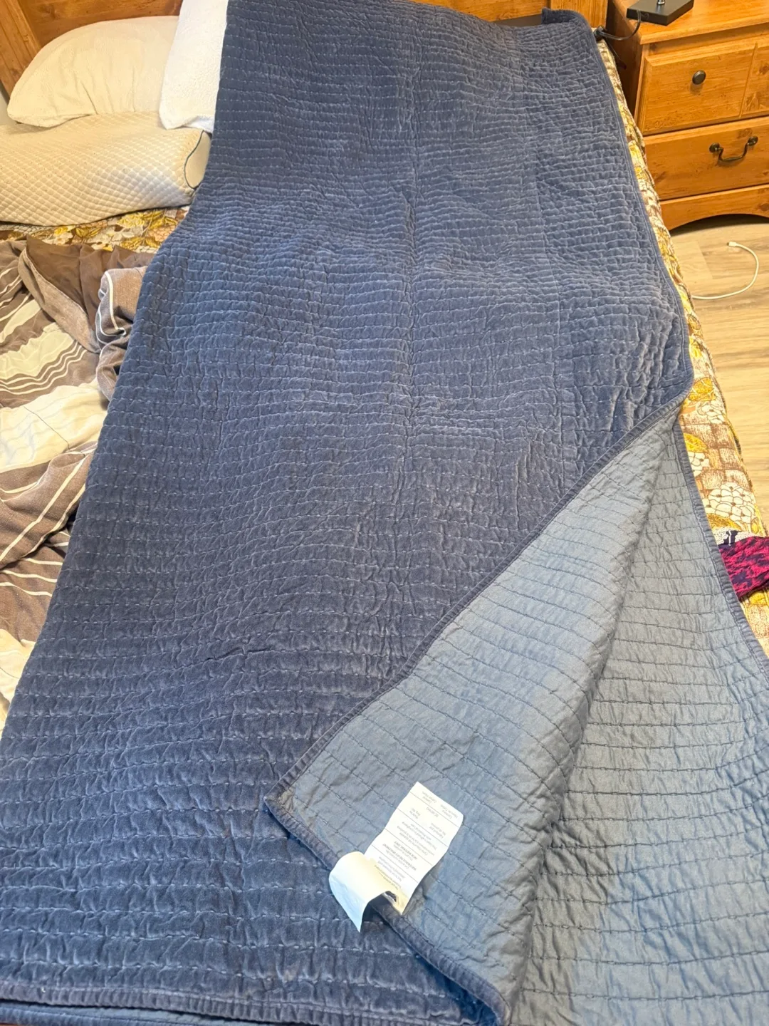 Pottery Barn Velvet Quilt Blue size in the picture thumbnail