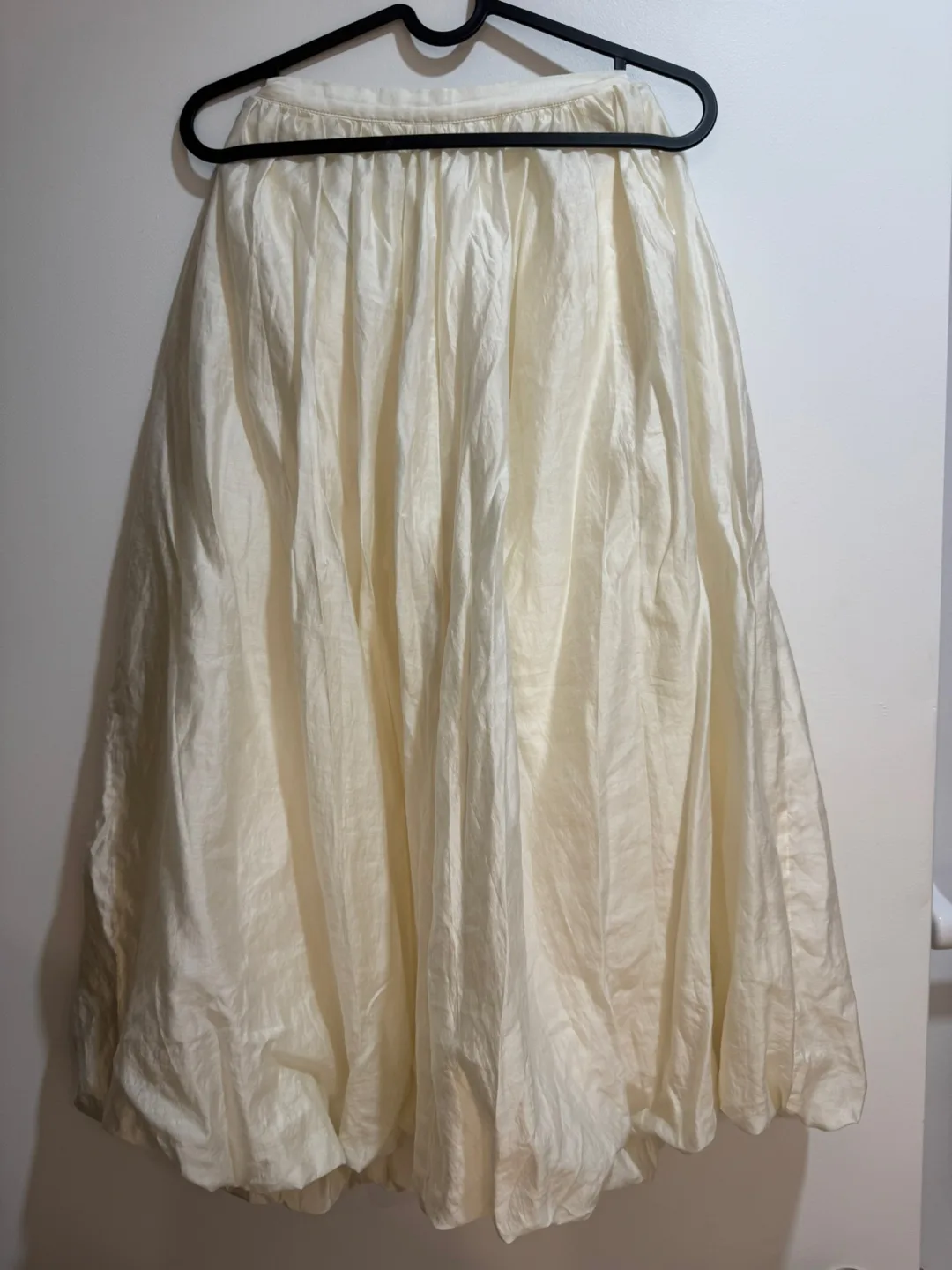 H&M Off-white Skirt (Butter yellow) thumbnail