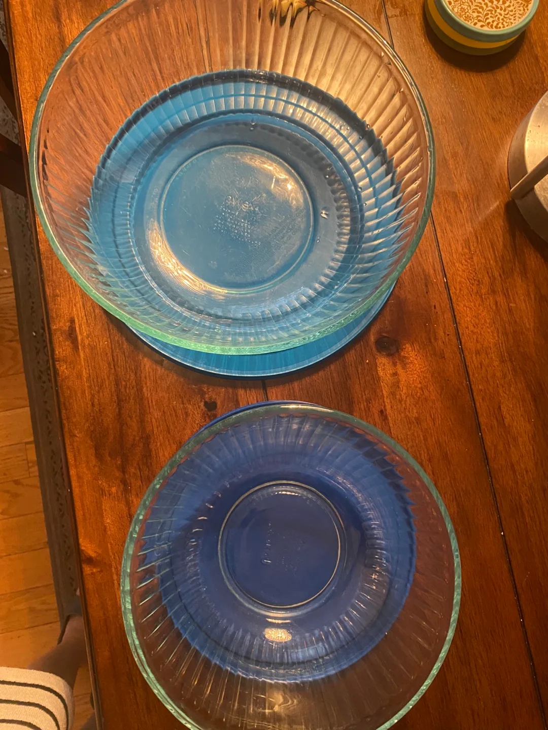 Mixed Kitchen Bowls & Containers thumbnail