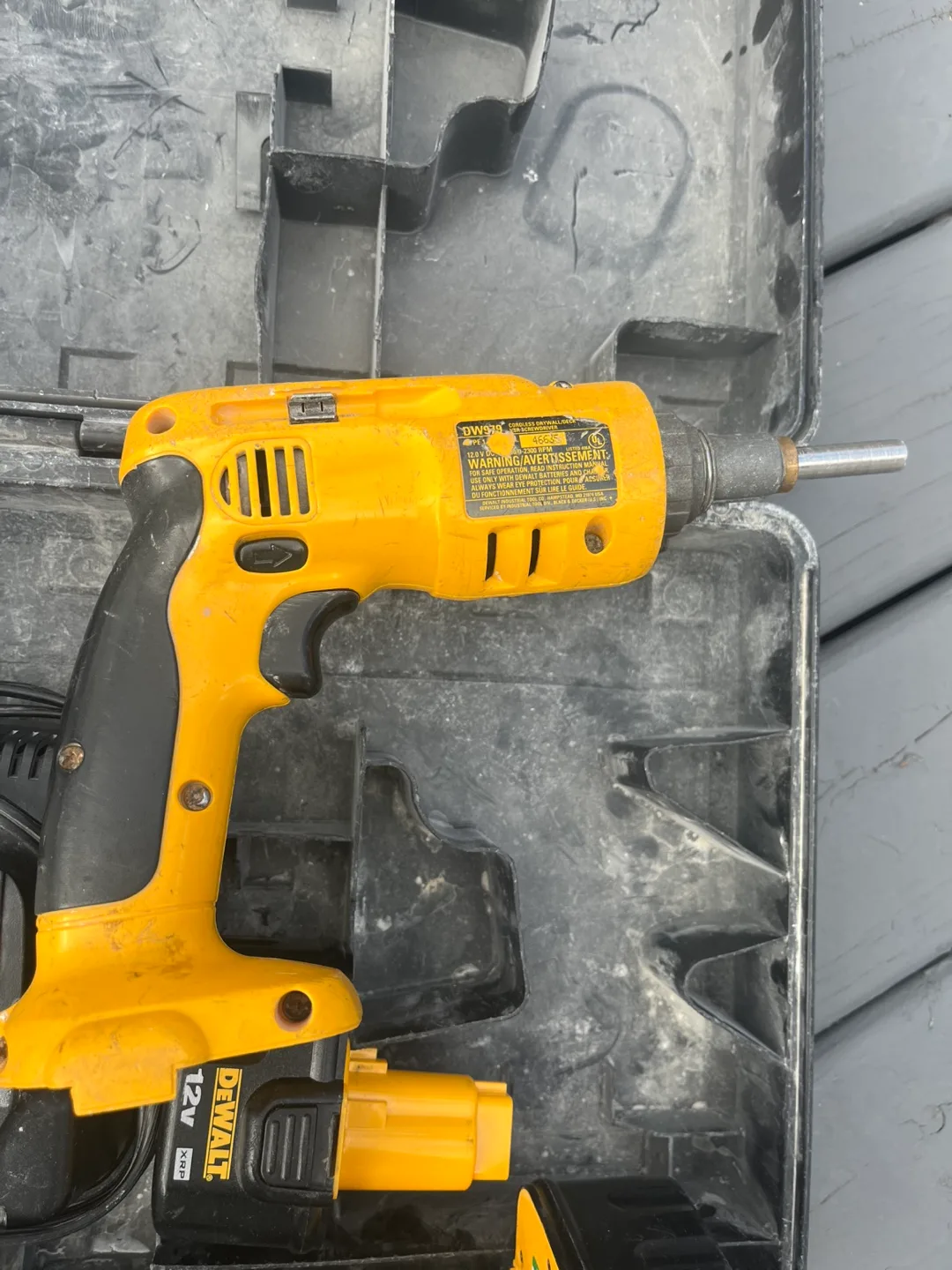 DeWalt 12V Cordless Drill/Driver Kit image indicator(4)