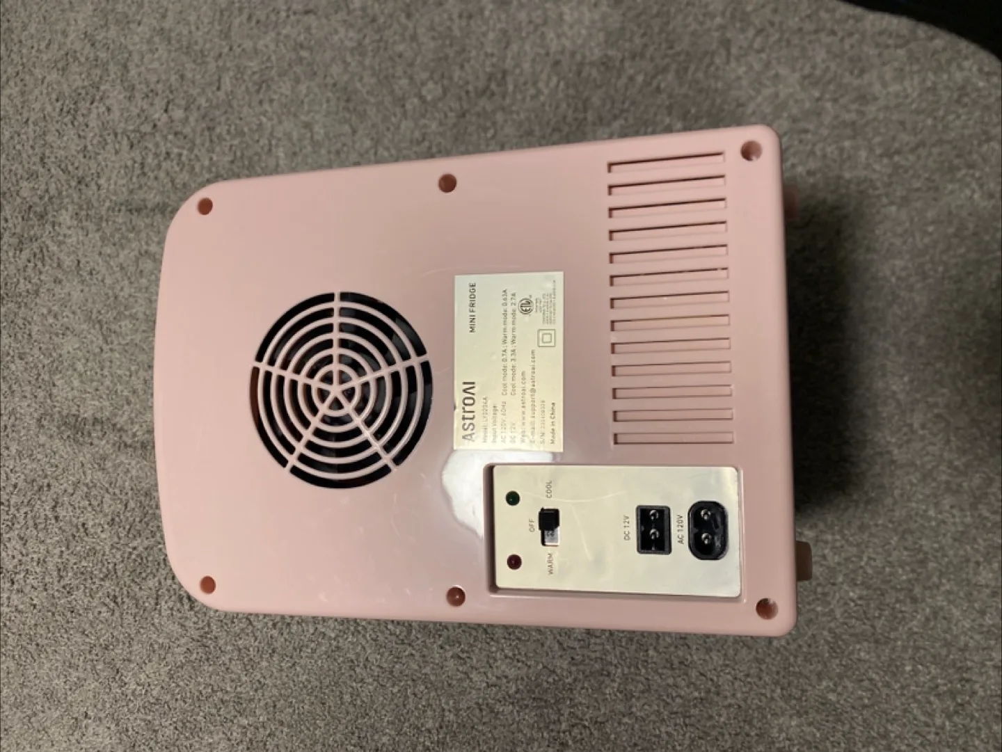 AstroAI Pink Mini Fridge image indicator(4)