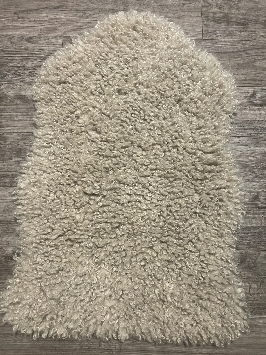 IKEA Svindinge Sheepskin Rug thumbnail