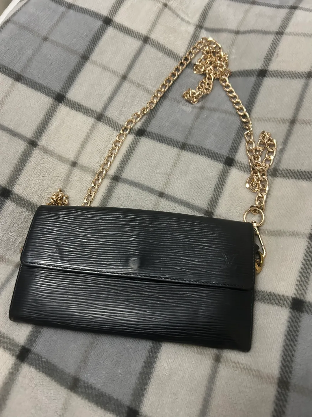 Louis Vuitton Black Epi Leather Chain Wallet thumbnail
