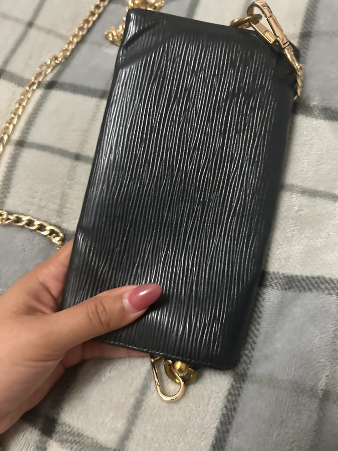 Louis Vuitton Black Epi Leather Chain Wallet image indicator(3)