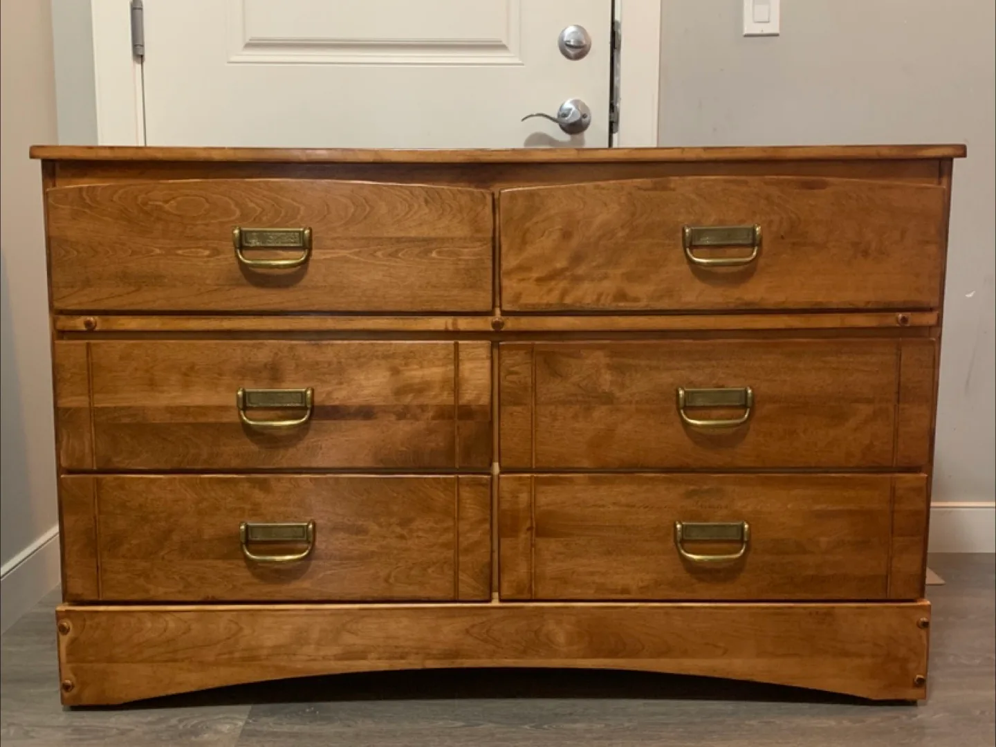 Wooden 6-Drawer Dresser thumbnail