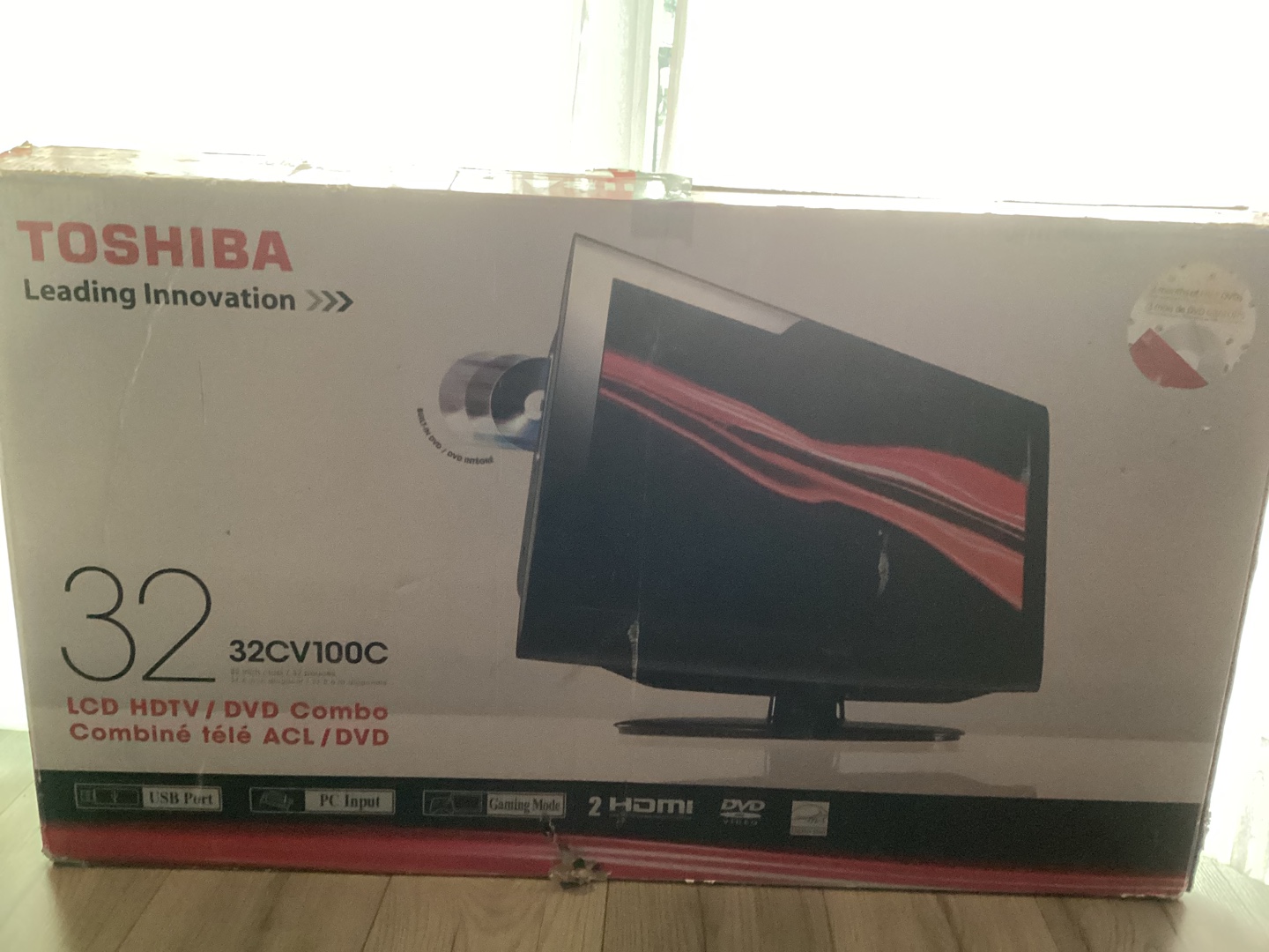 Toshiba 32CV100C 32" LCD HDTV/DVD Combo - New in Box! - photo 2