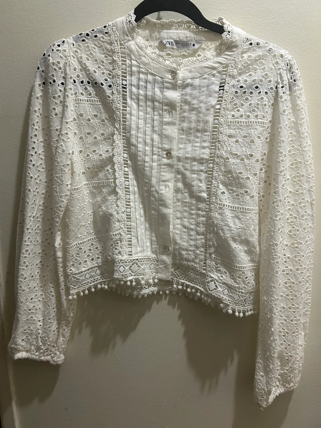 Zara White Eyelet Blouse - Size EUR S thumbnail