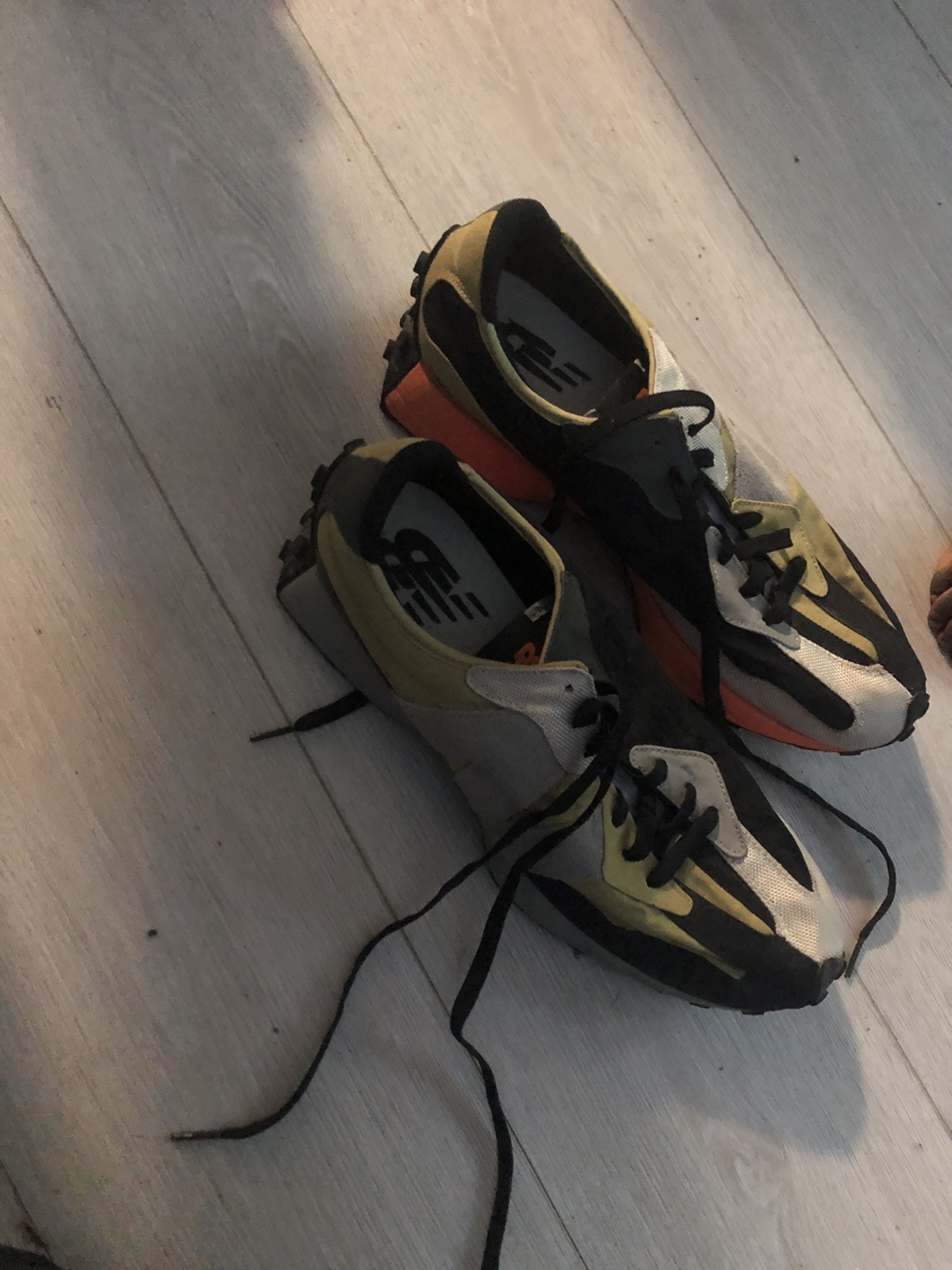 New Balance 327 Sneakers - photo 3