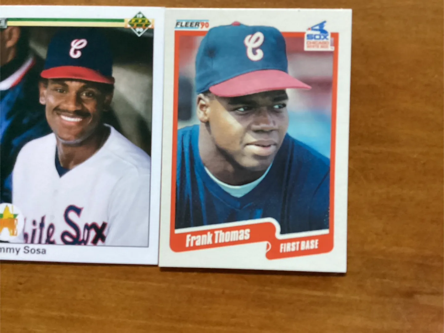 1990’s SAMMY SOSA #17 & FRANK THOMAS #U-87 Rookie Cards image indicator(3)