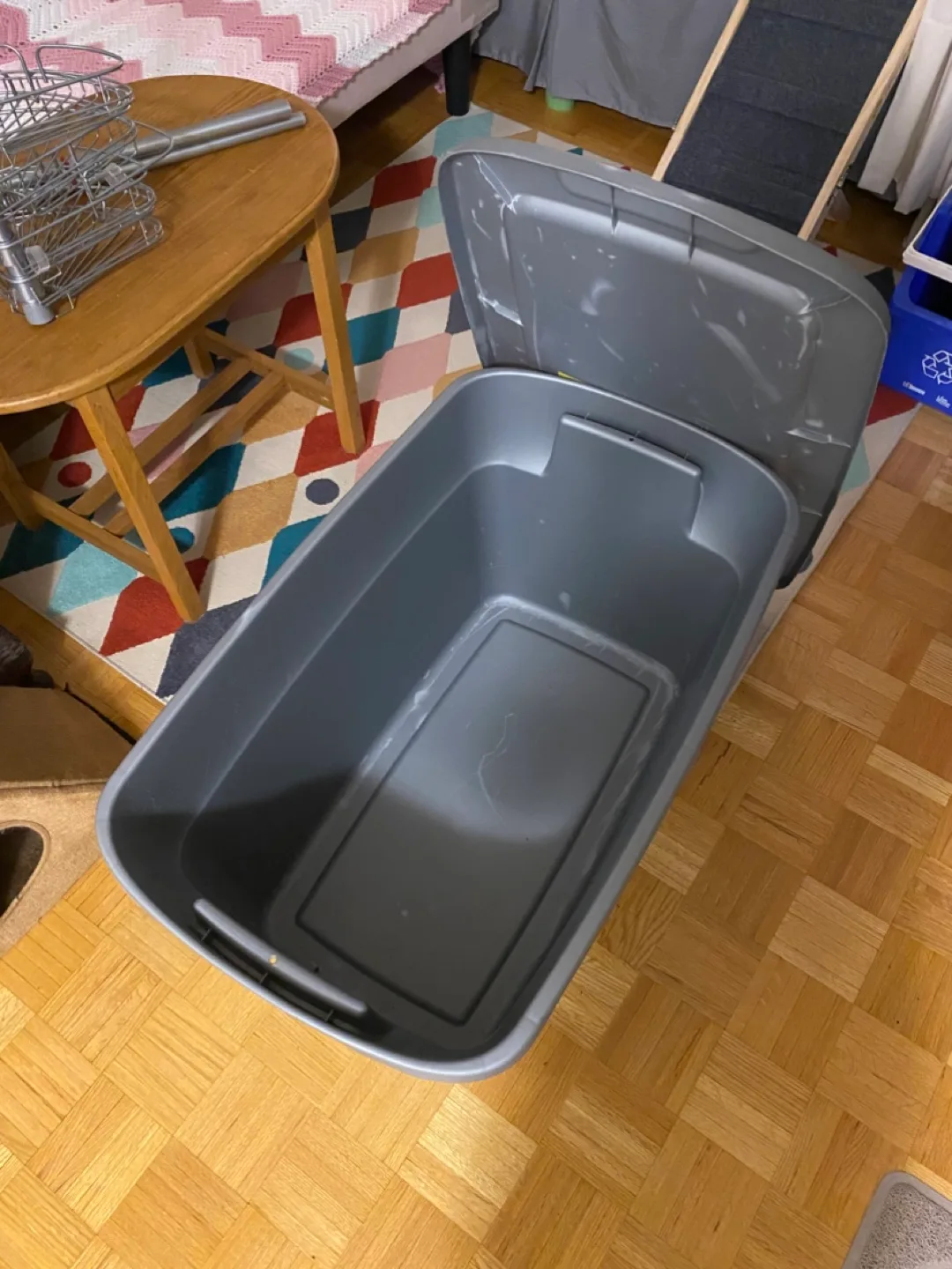 Large storage bin image indicator(3)