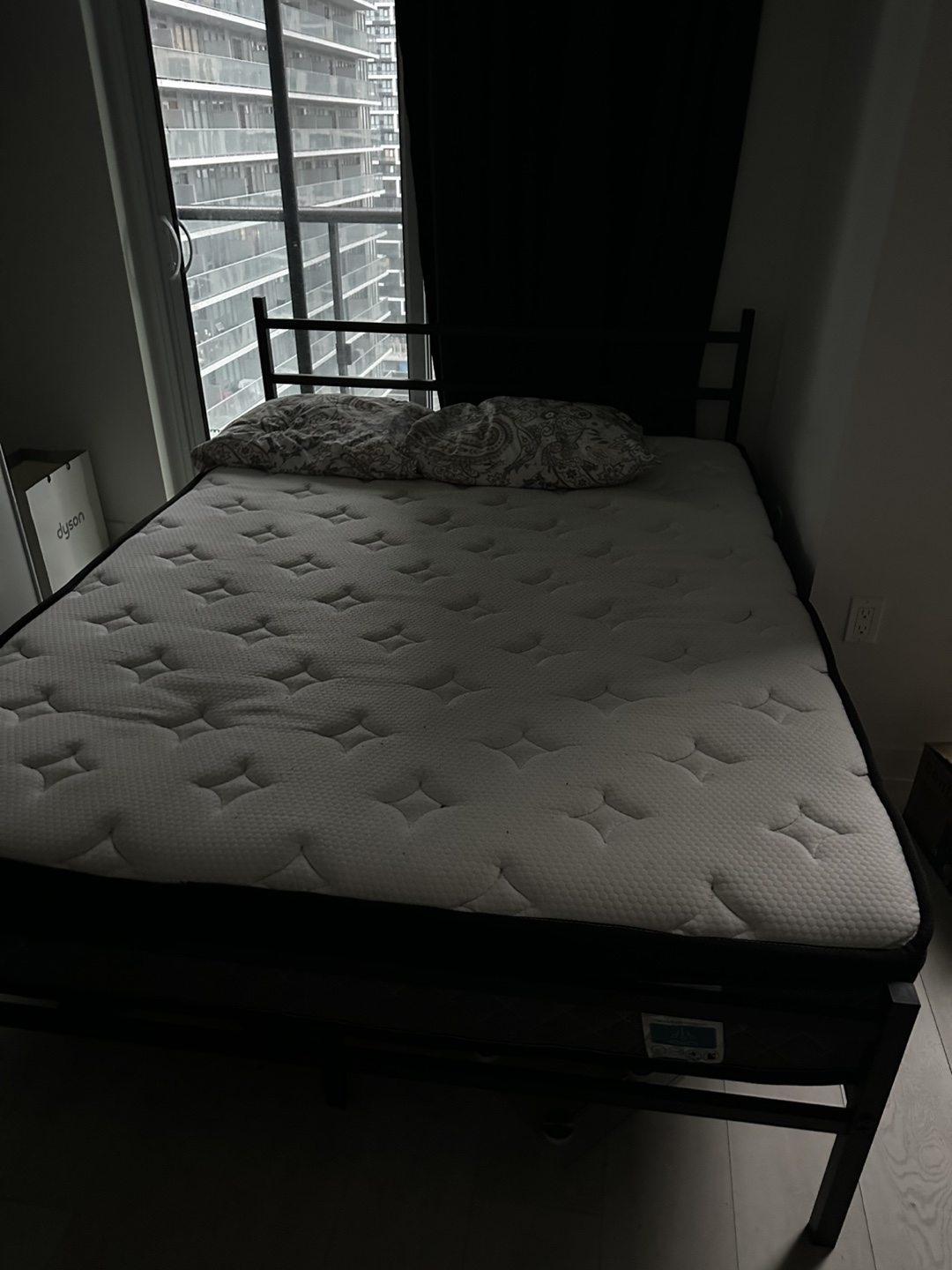 Bed - photo 2