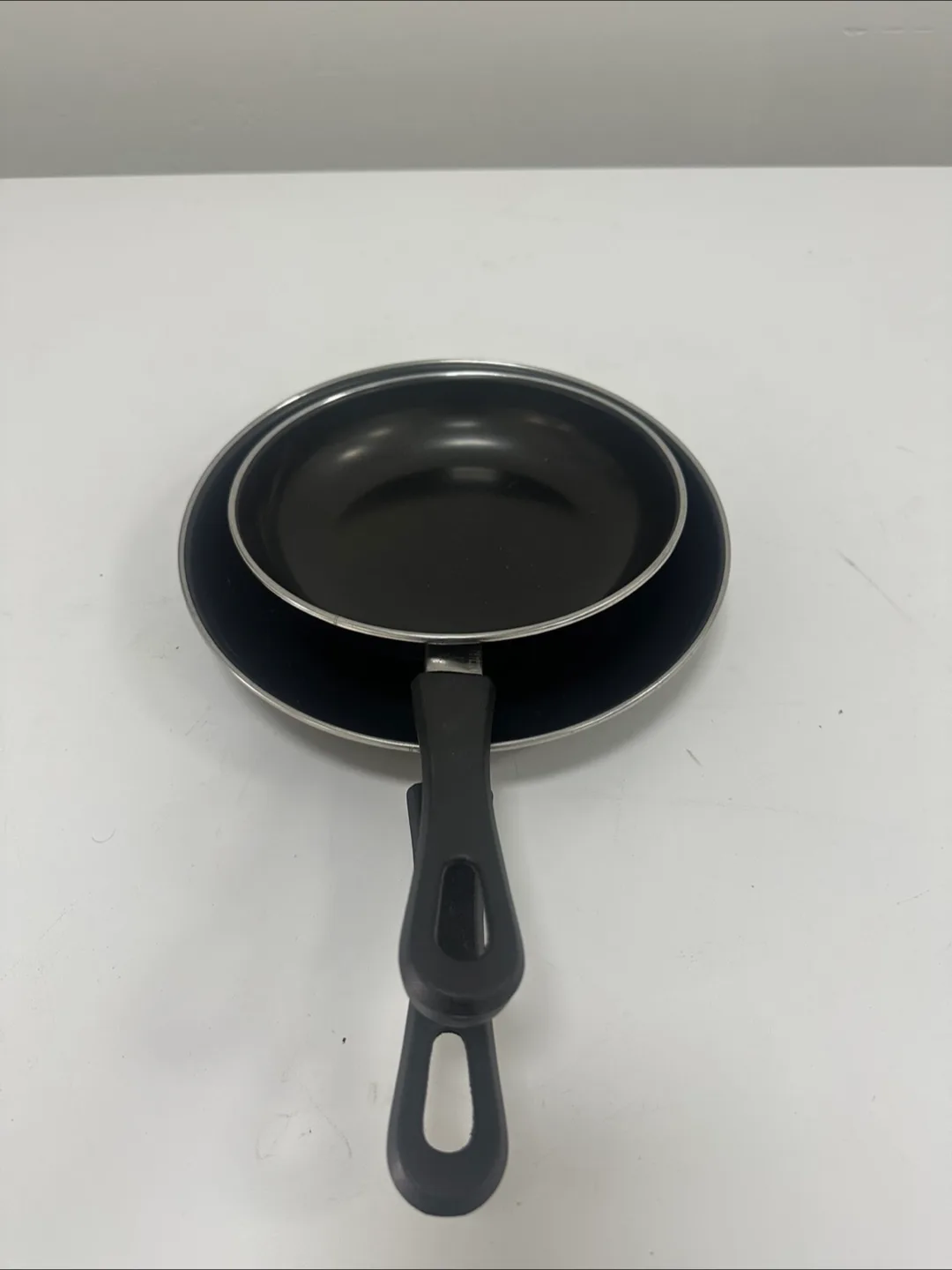 Two Black Non-Stick Fry Pans-brand new thumbnail