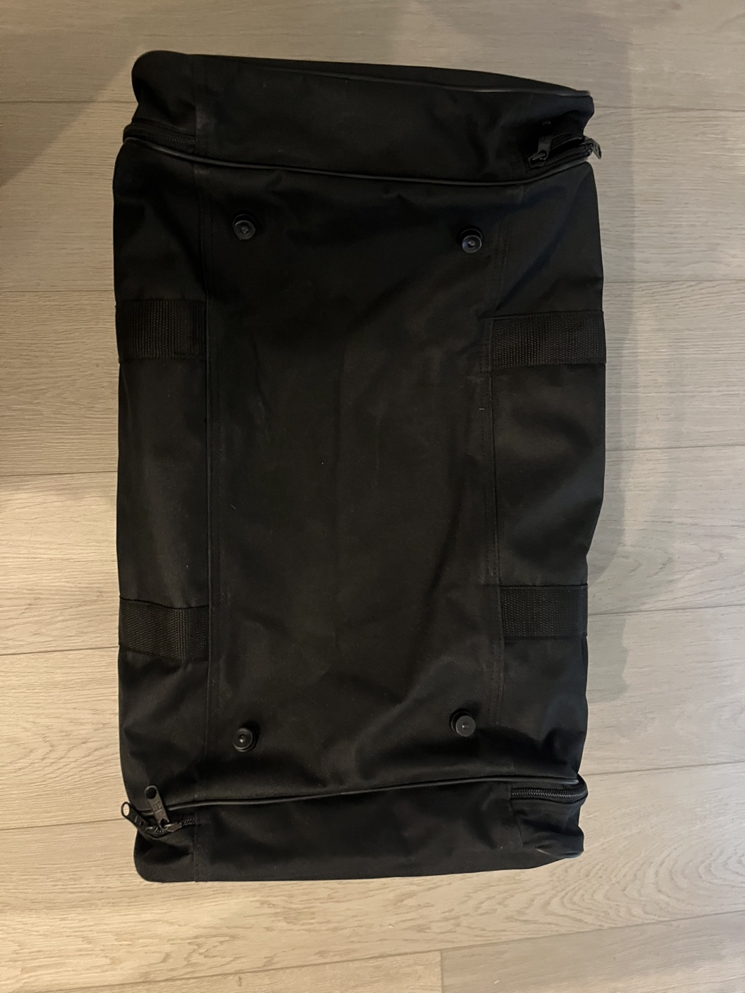 Black Duffel Bag - photo 4