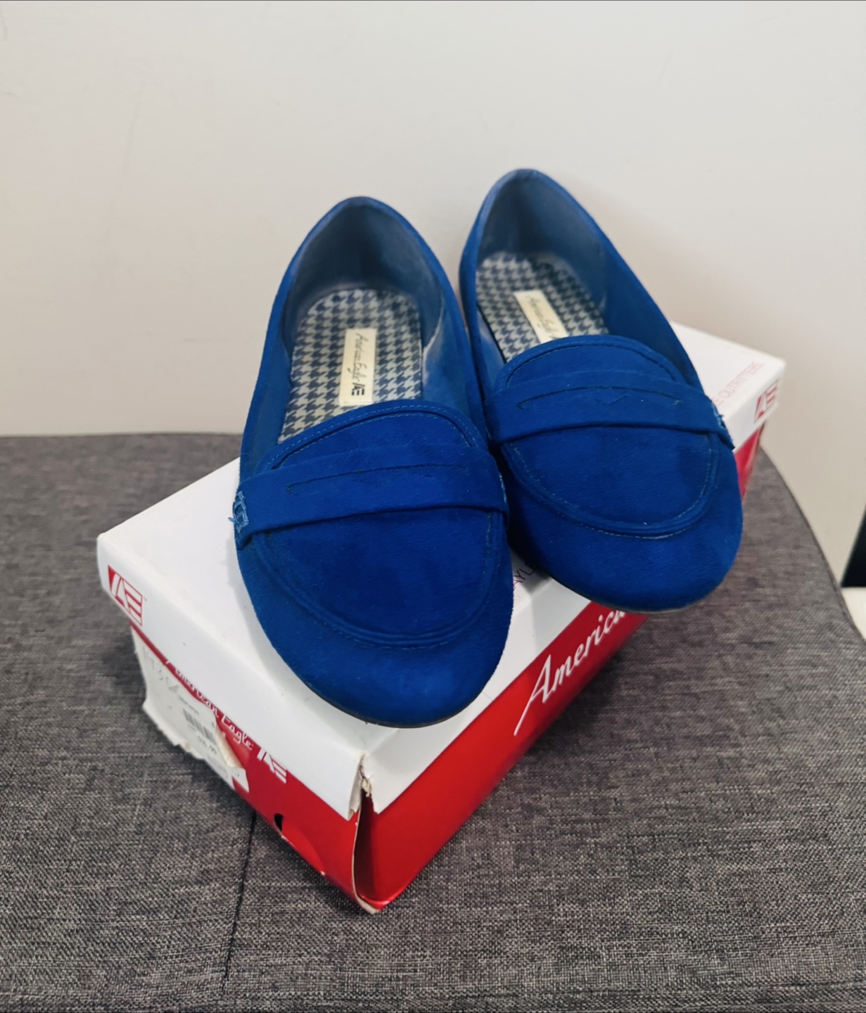American Eagle Blue Loafer - Size 8 - photo 3