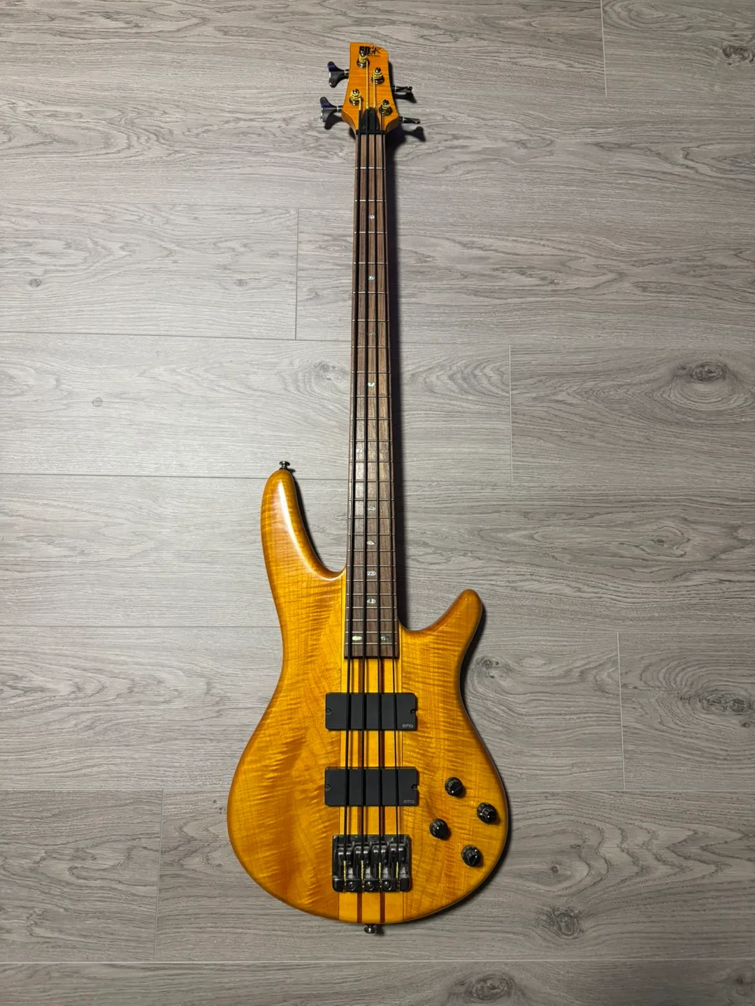 🎸 Ibanez SRT800DX Bass – Like New! (Amber Finish) thumbnail