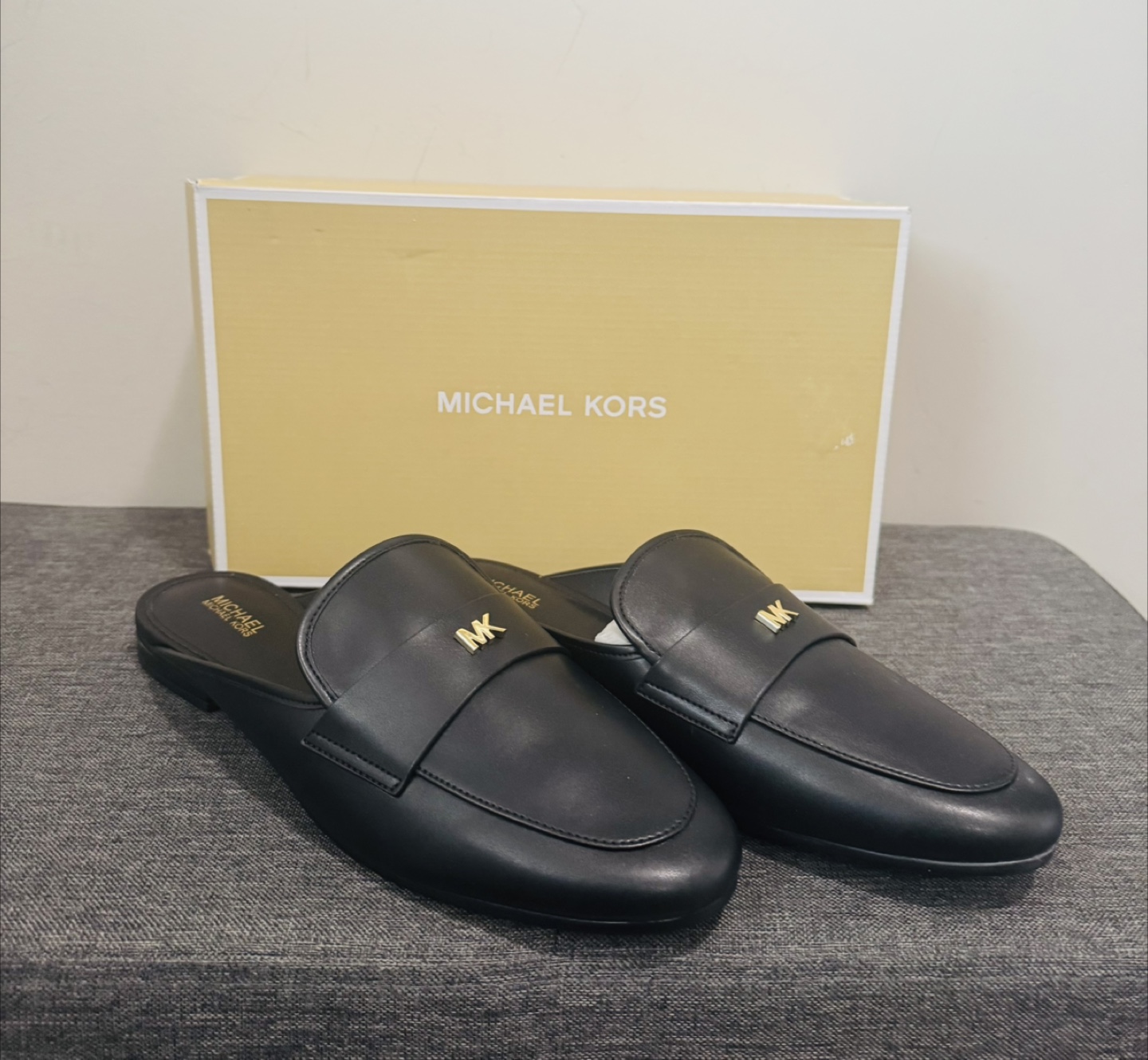 Brand New Michael Kors Gemma Mule - Black, Size 8.5 - photo 2