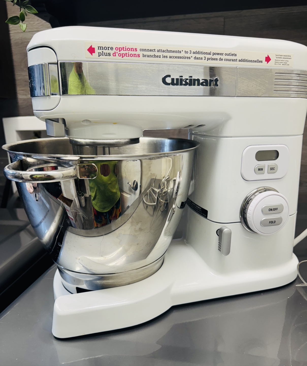 Cuisinart Stand Mixer - White GUC - photo 2