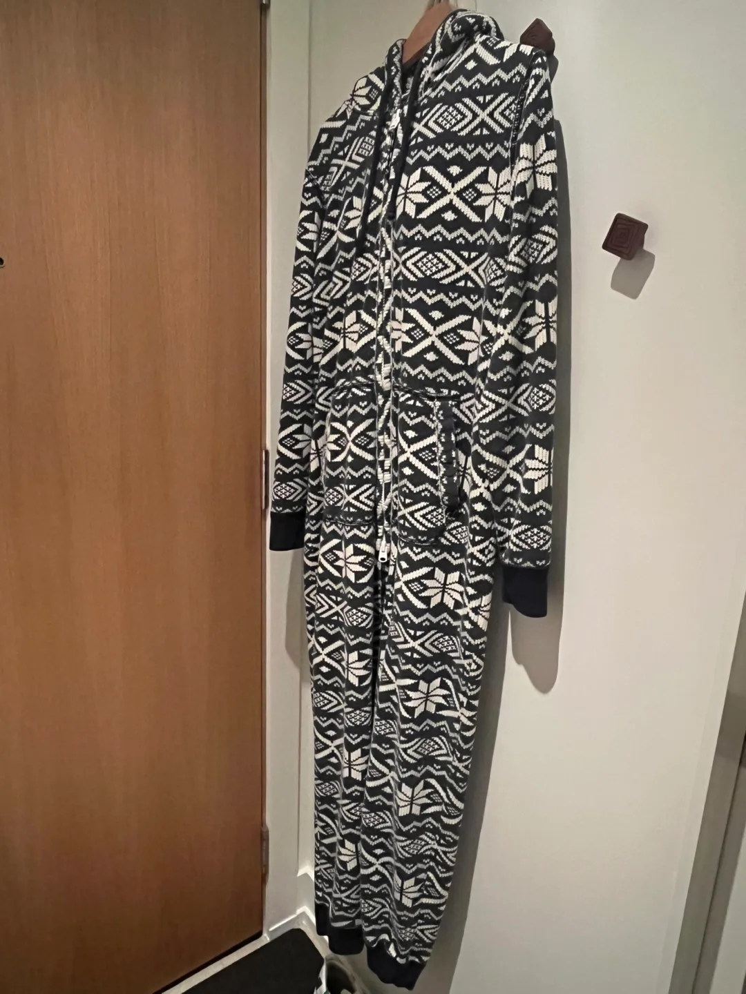 Abercrombie & Fitch Onesie - Size S/M thumbnail