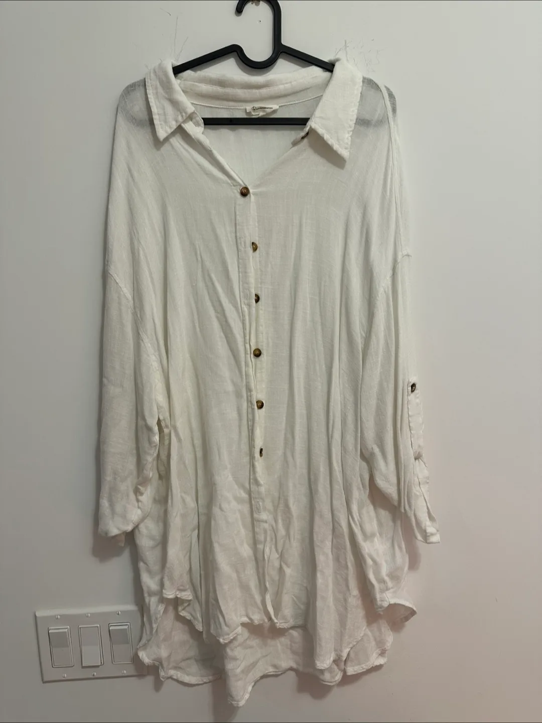 Renaissance White Button-Up Shirt thumbnail