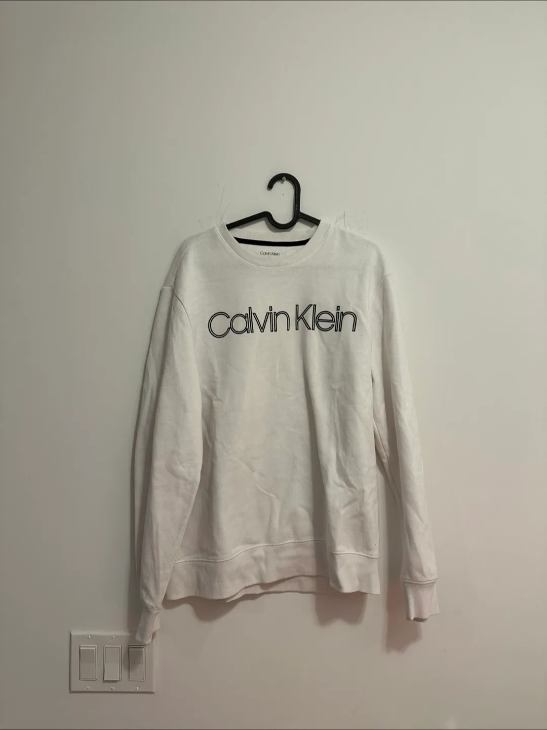 Calvin Klein White Sweatshirt thumbnail