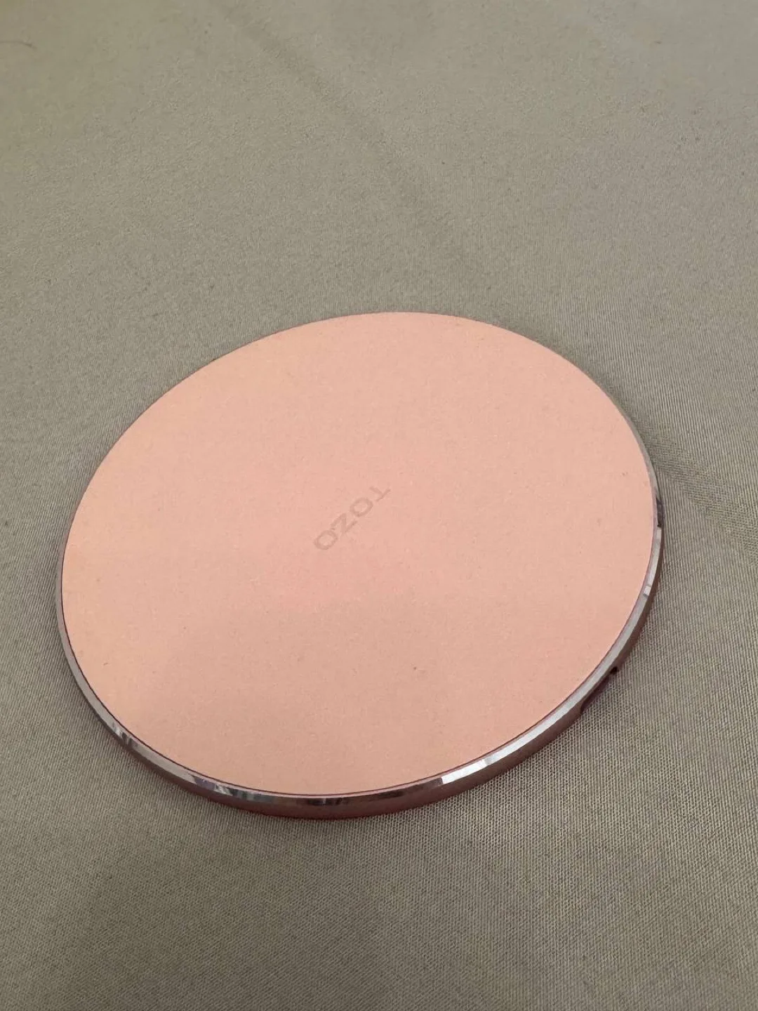 TOZO Wireless Charger Pad - Pink image indicator(3)