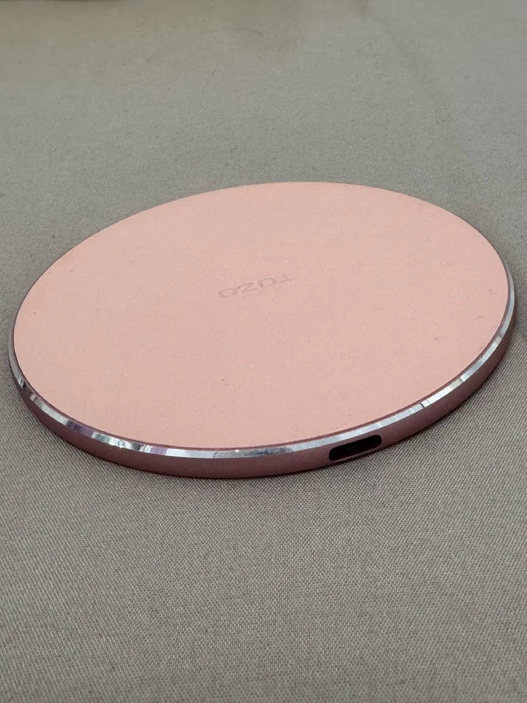 TOZO Wireless Charger Pad - Pink image indicator(5)