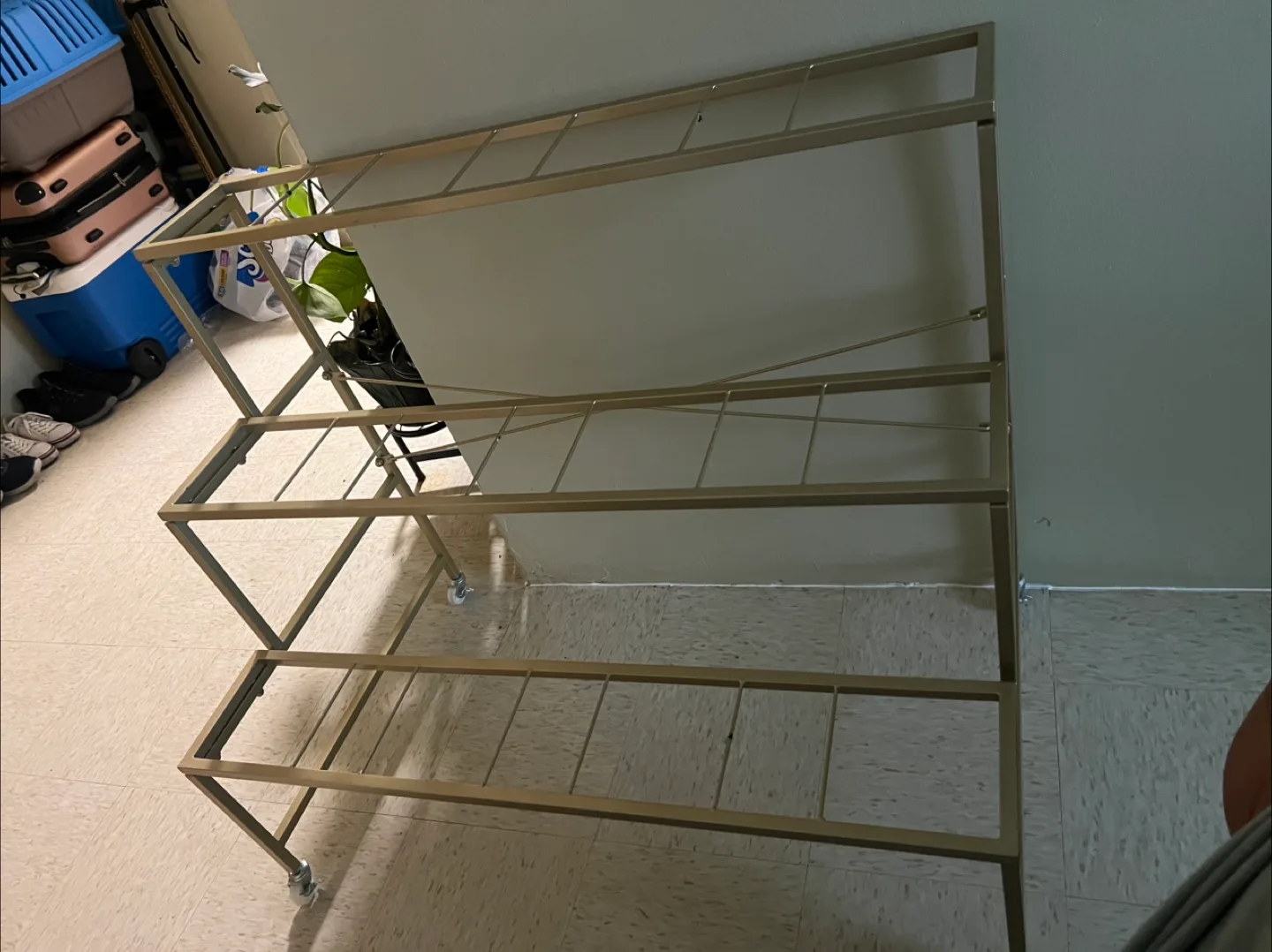 Plant rack thumbnail