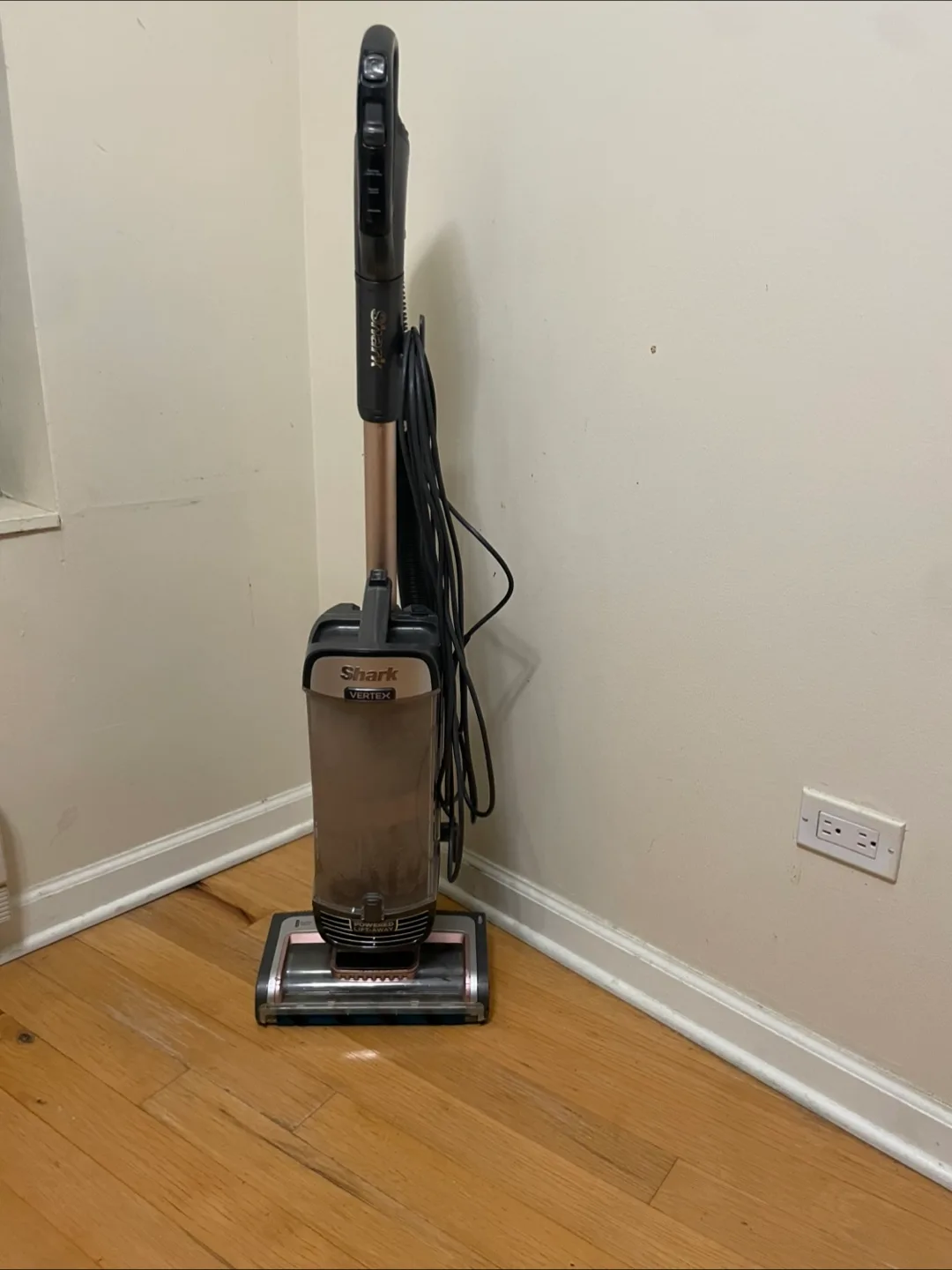 Shark Vertex Upright Vacuum thumbnail