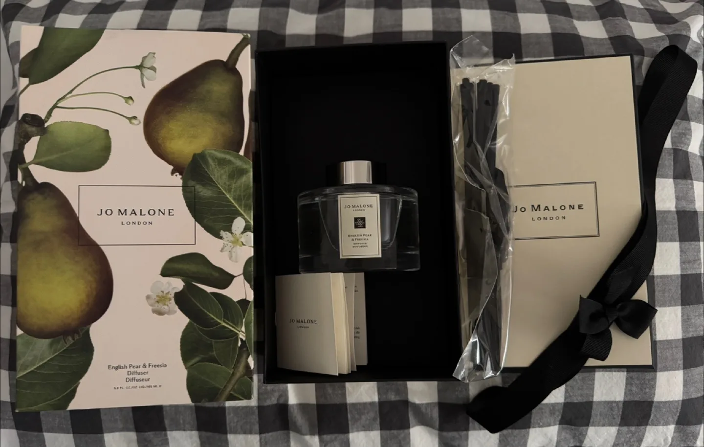 Jo Malone English Pear & Freesia Diffuser thumbnail