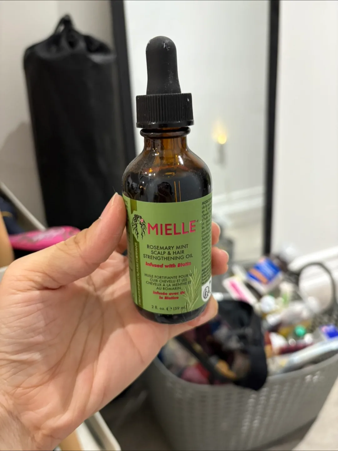 Mielle Rosemary Mint Strengthening Oil thumbnail
