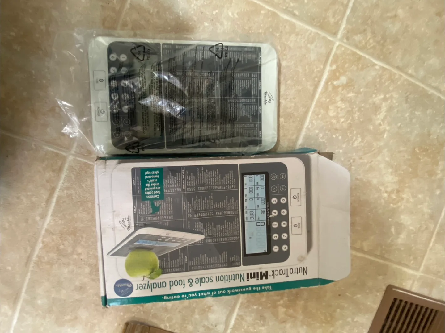 NutraTrack Mini Nutrition Scale & Food Analyzer image indicator(2)