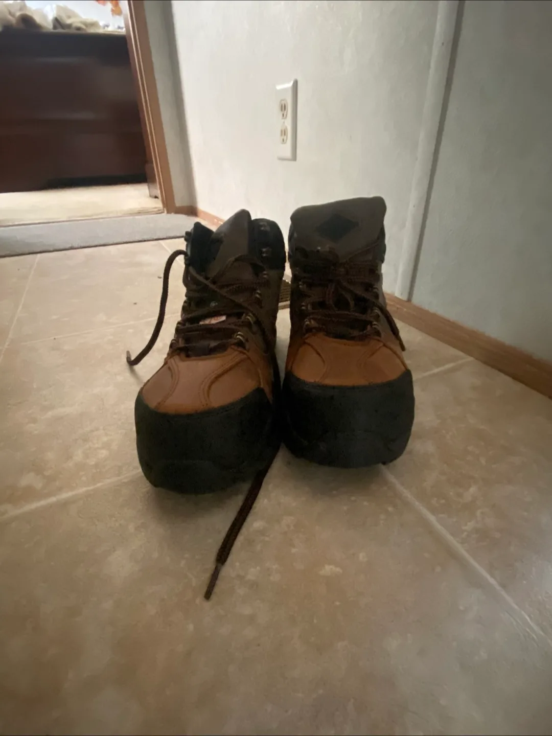 Men's Hiking / working steal Boots - Brown & Black image indicator(4)