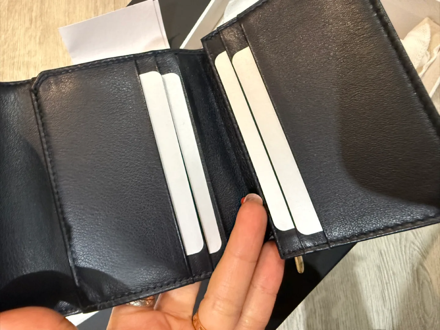 Christian Dior Oblique Wallet image indicator(3)