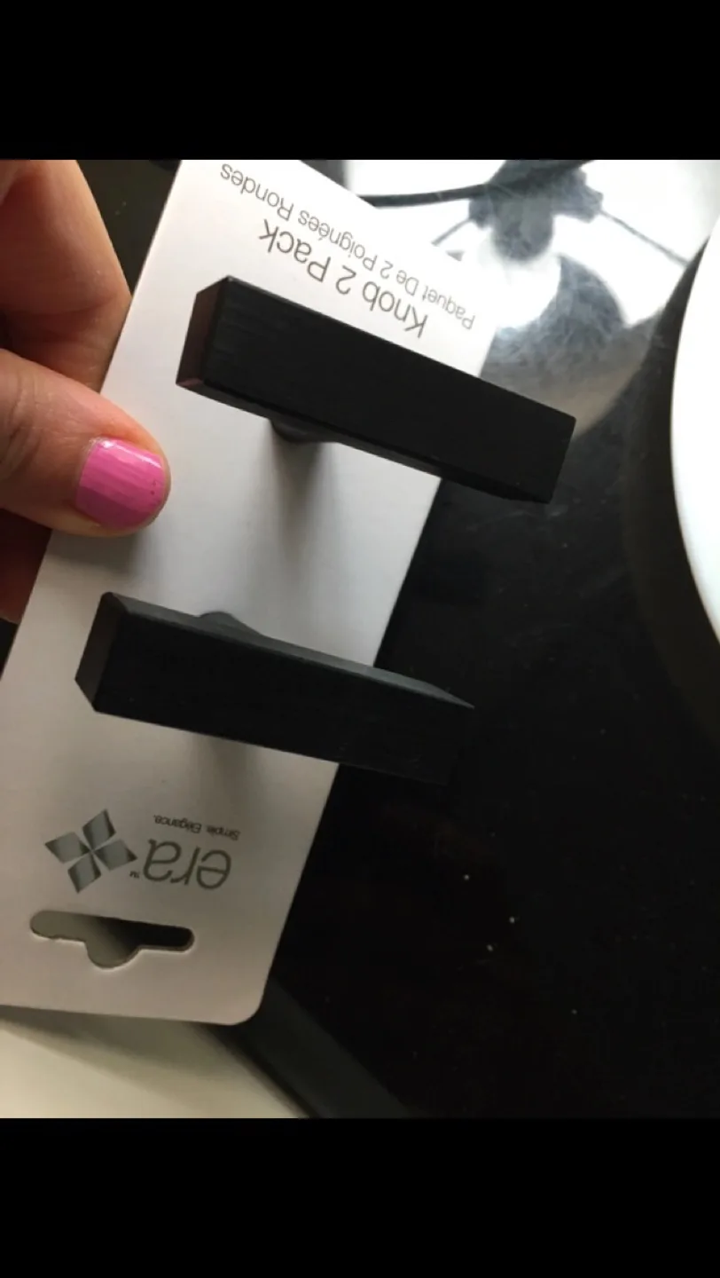 Era Simple Elegance Knob 2 Pack - Black thumbnail