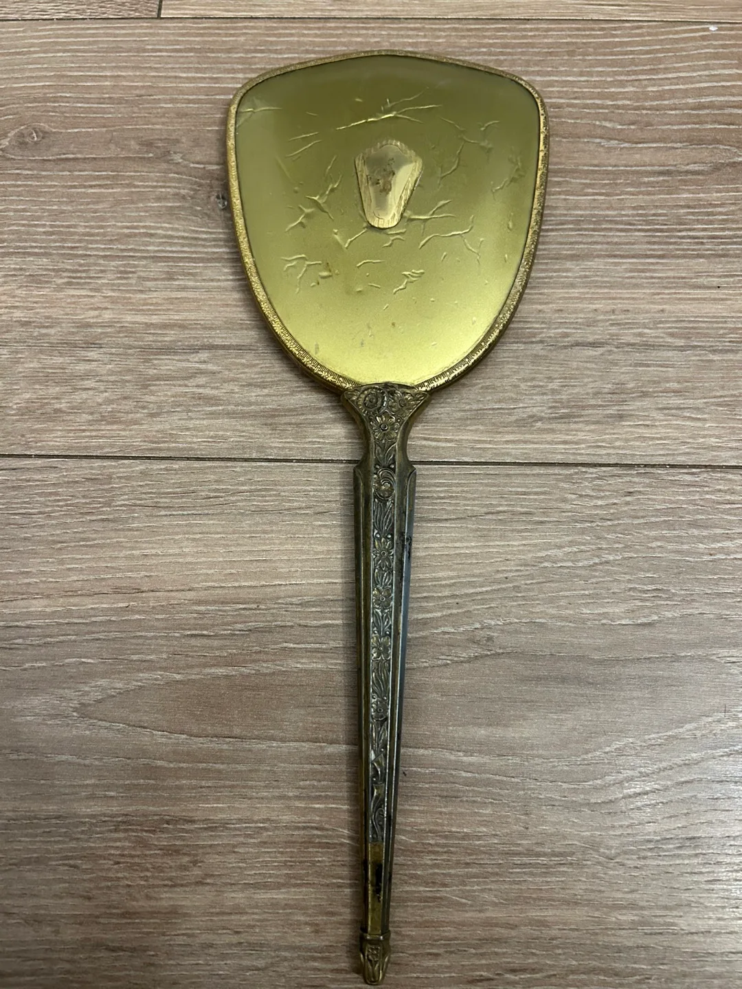 🇨🇦Vintage Brass Hand Mirror – Floral Embossed Handle (12” Long) thumbnail