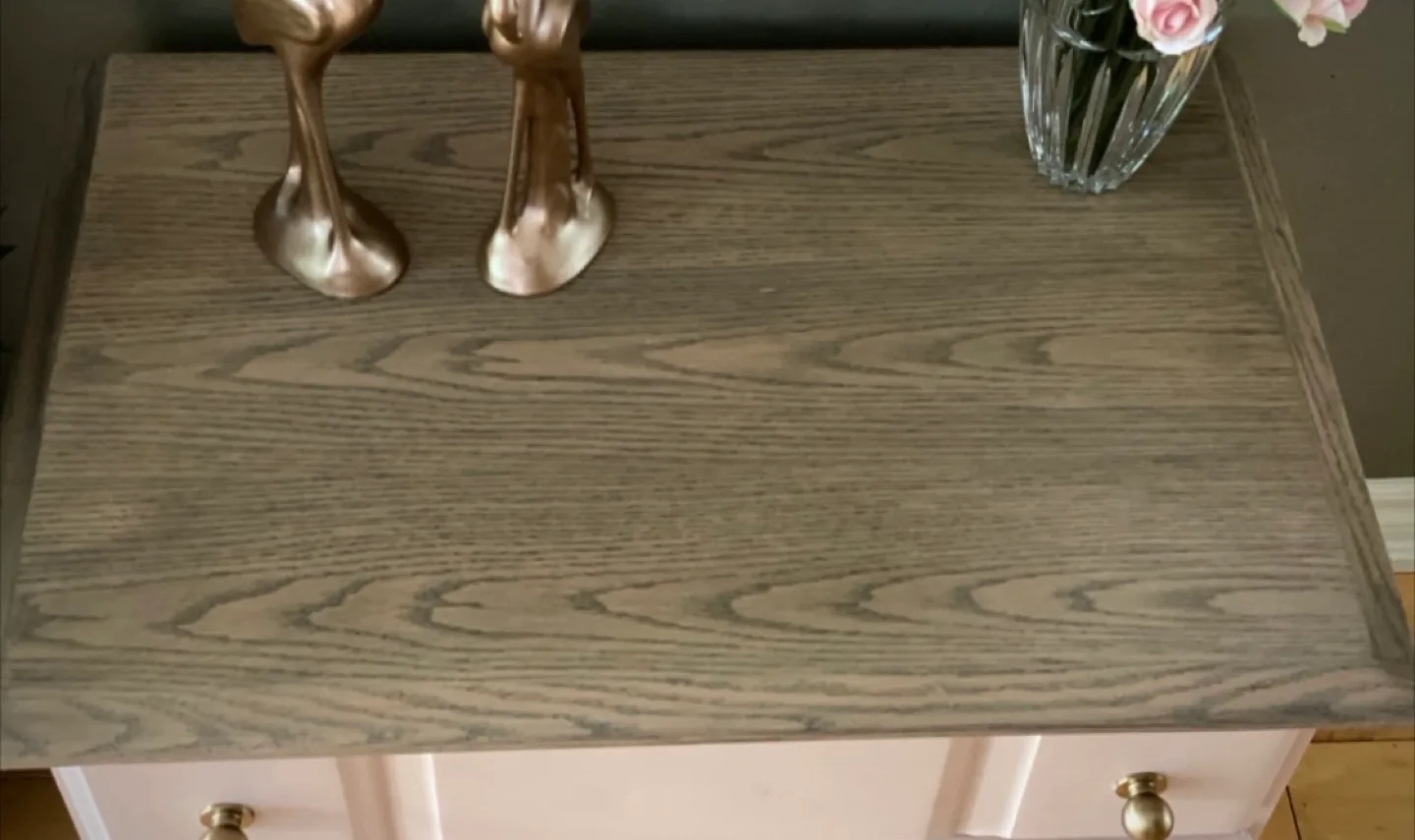 ✨Stunning Restored Solid Wood Dresser and matching End Table✨ image indicator(6)