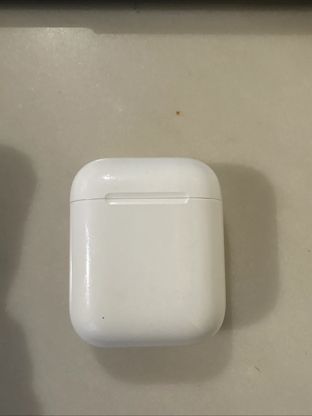 Apple AirPods - Damaged thumbnail