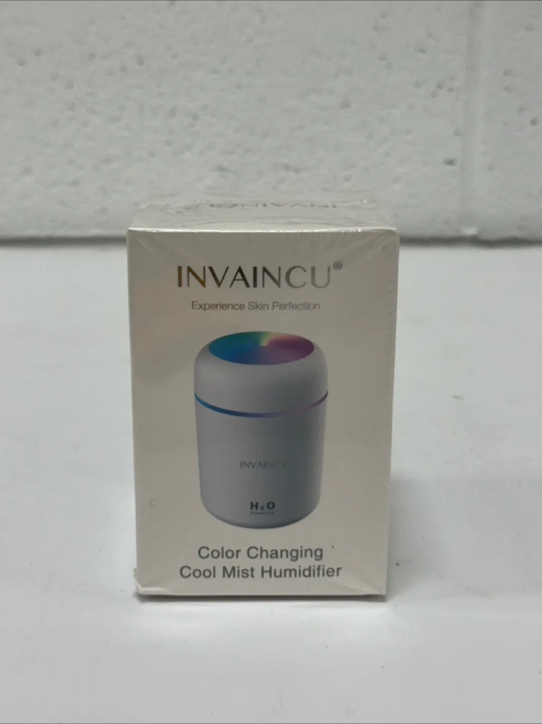 INVAINCU Color Changing Cool Mist Humidifier - New thumbnail