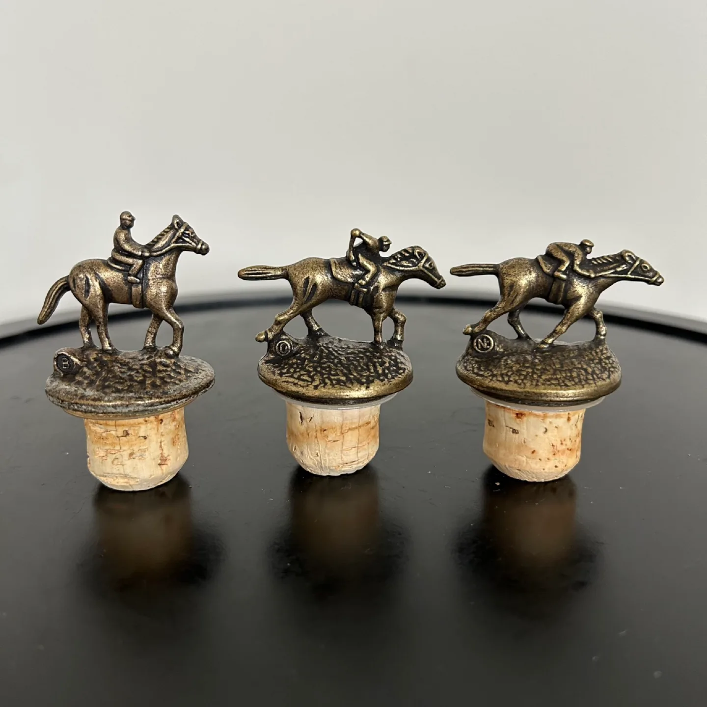 Set of 3 Blanton’s Bourbon Horse Bottle Stoppers  2”🇨🇦 thumbnail
