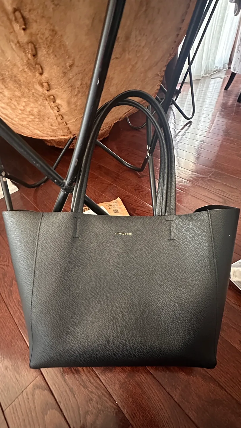 Love & Lore Black Tote Bag image indicator(2)