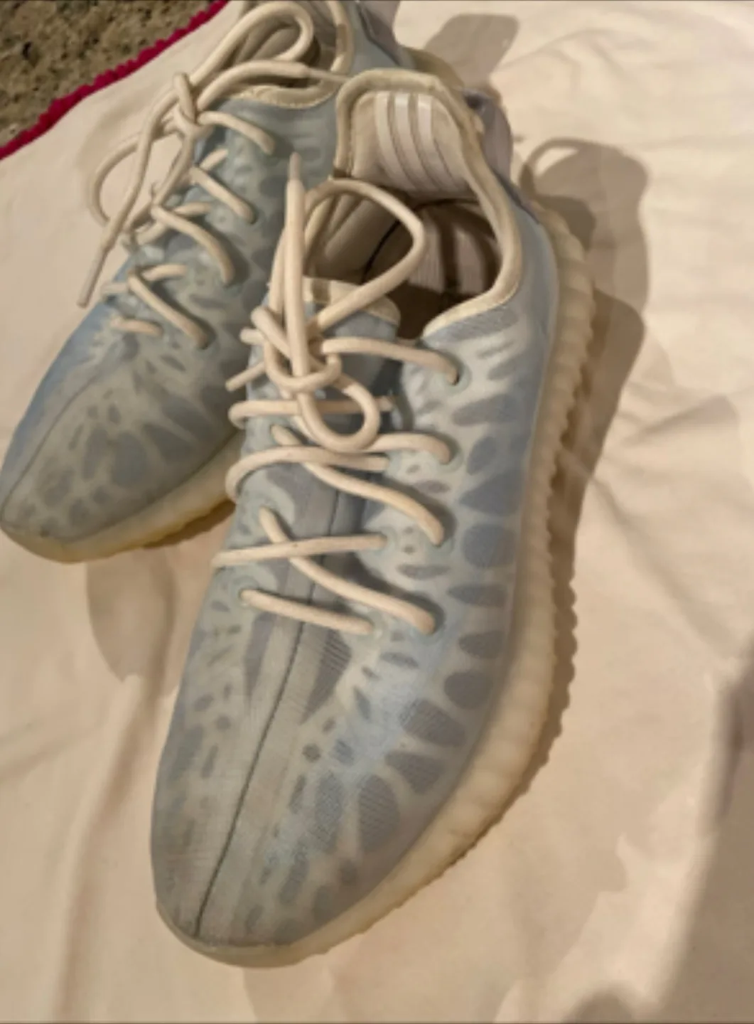 Mono Ice Yeezys thumbnail