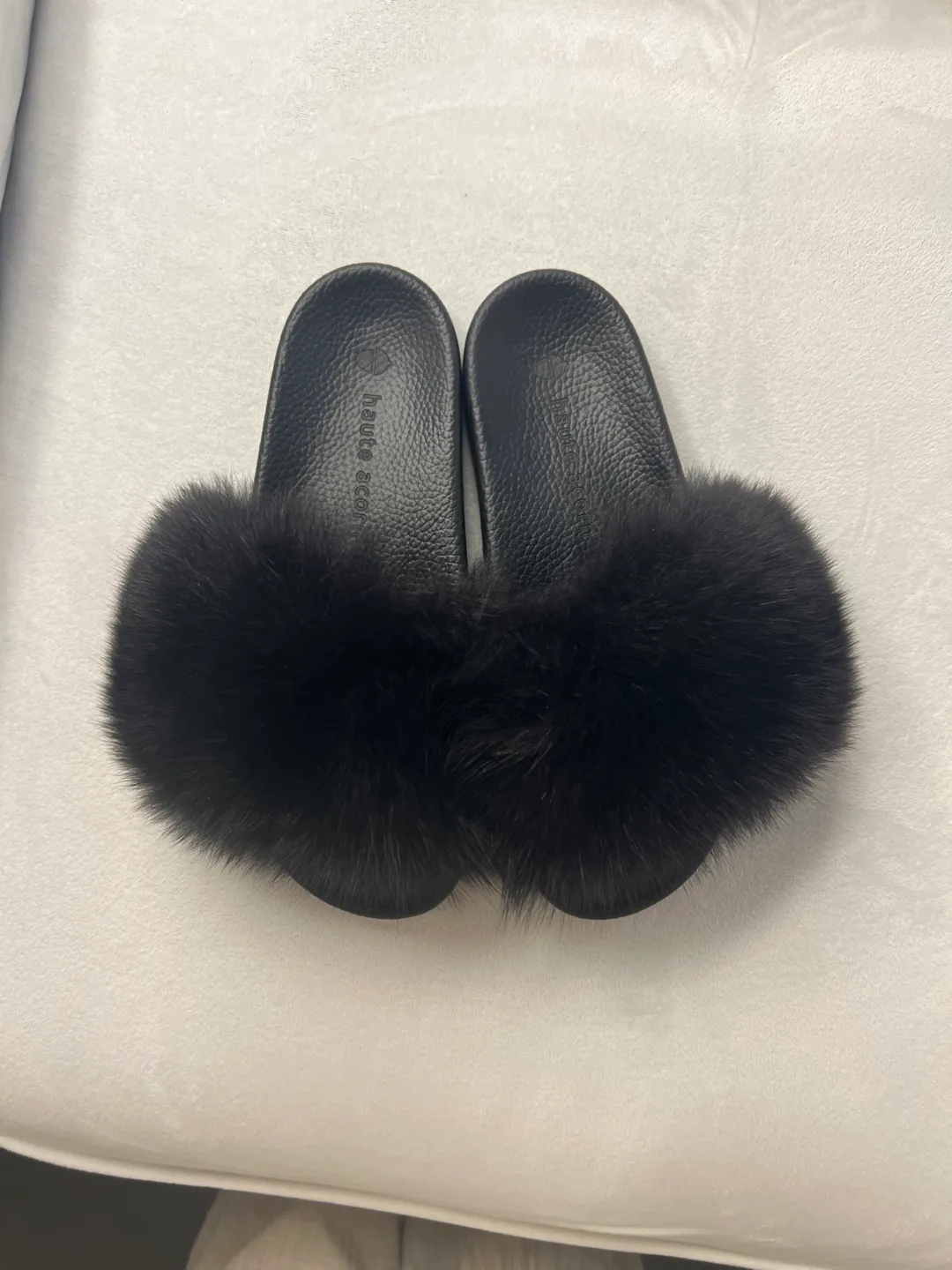 Haute Acorn Black Slides thumbnail