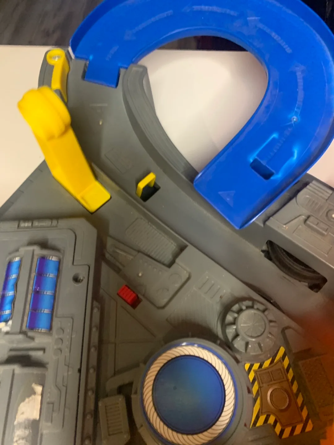 Hot Wheels 2015 Spin Storm Motorized Racing Set CDL45 image indicator(7)