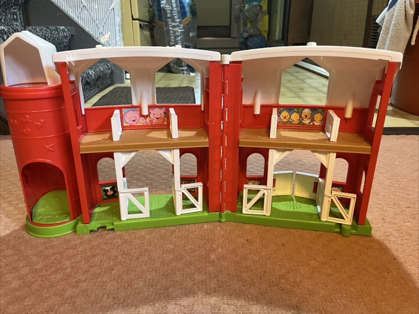 Fisher-Price Little People Farm Playset - photo 2