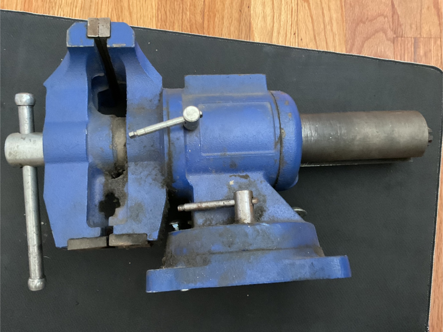 Interstate Bench Vise - Blue - photo 5