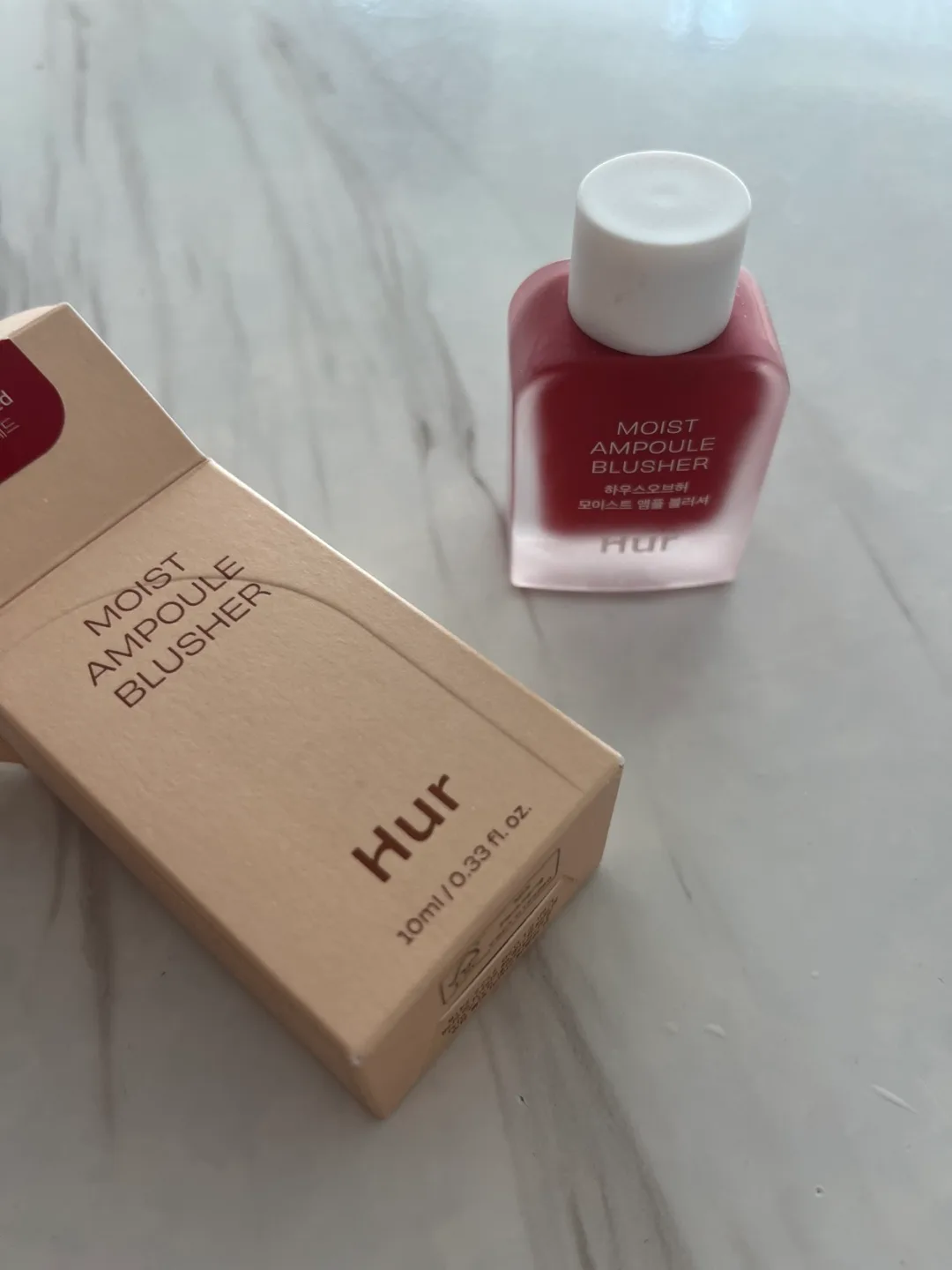Hur Moist Ampoule Blusher - Ruby Red image indicator(2)