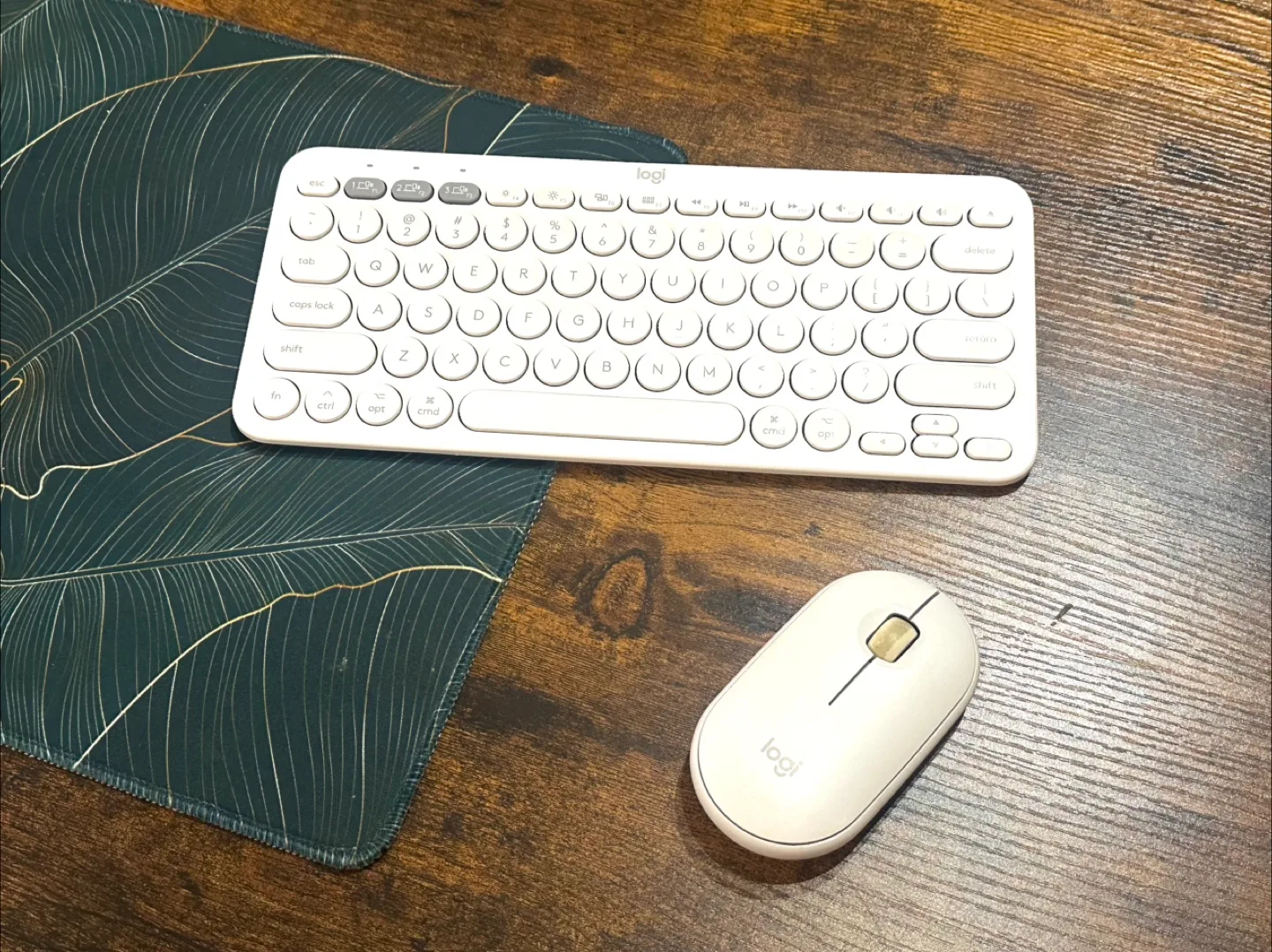 Logitech Pebble Keyboard and Mouse Combo thumbnail