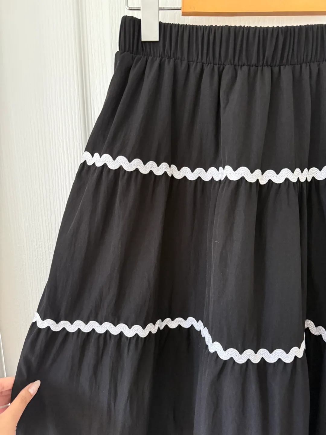 Black Skirt with White Swirly Pattern image indicator(2)