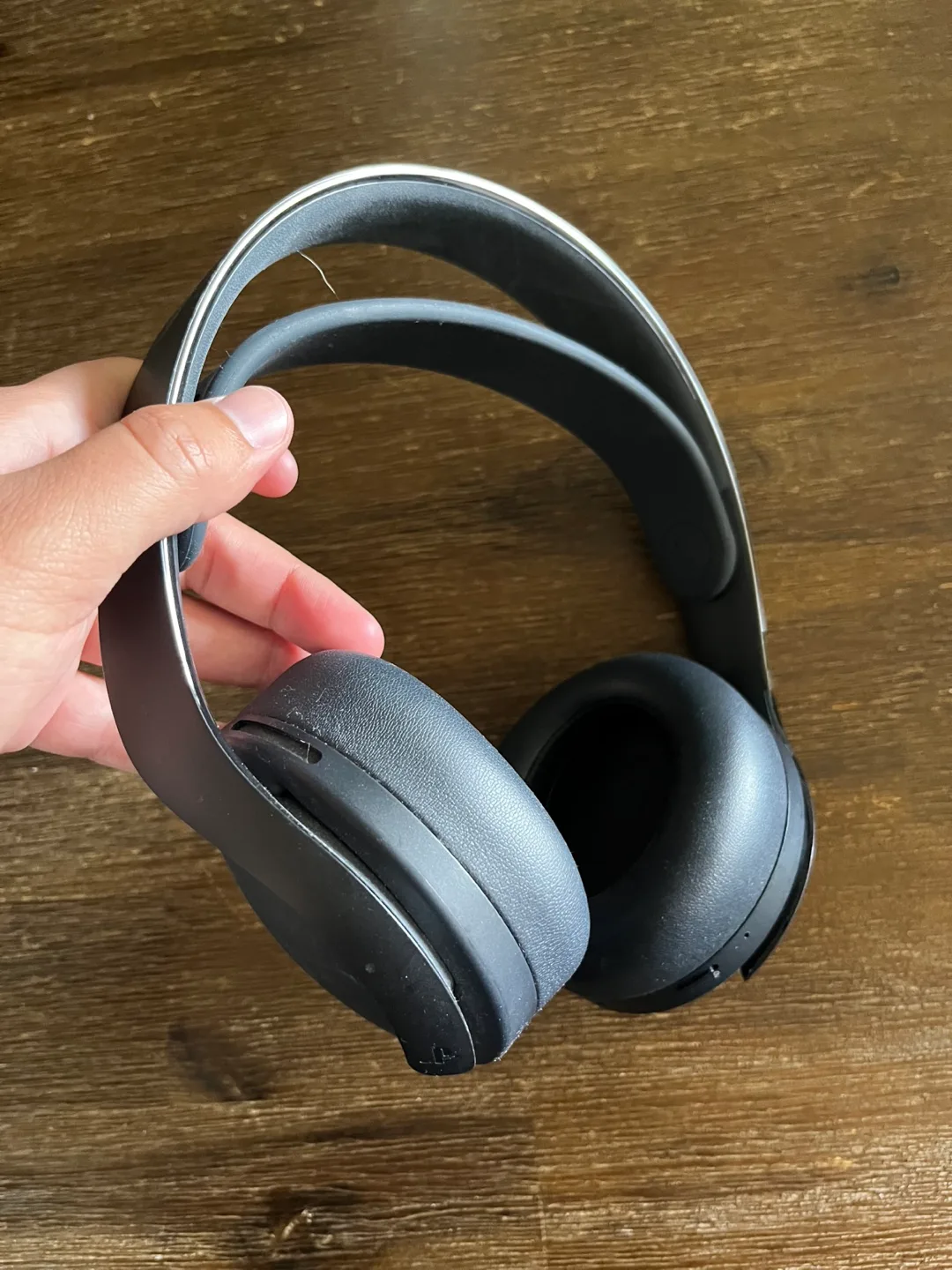 PS5 PULSE 3D headphones image indicator(2)