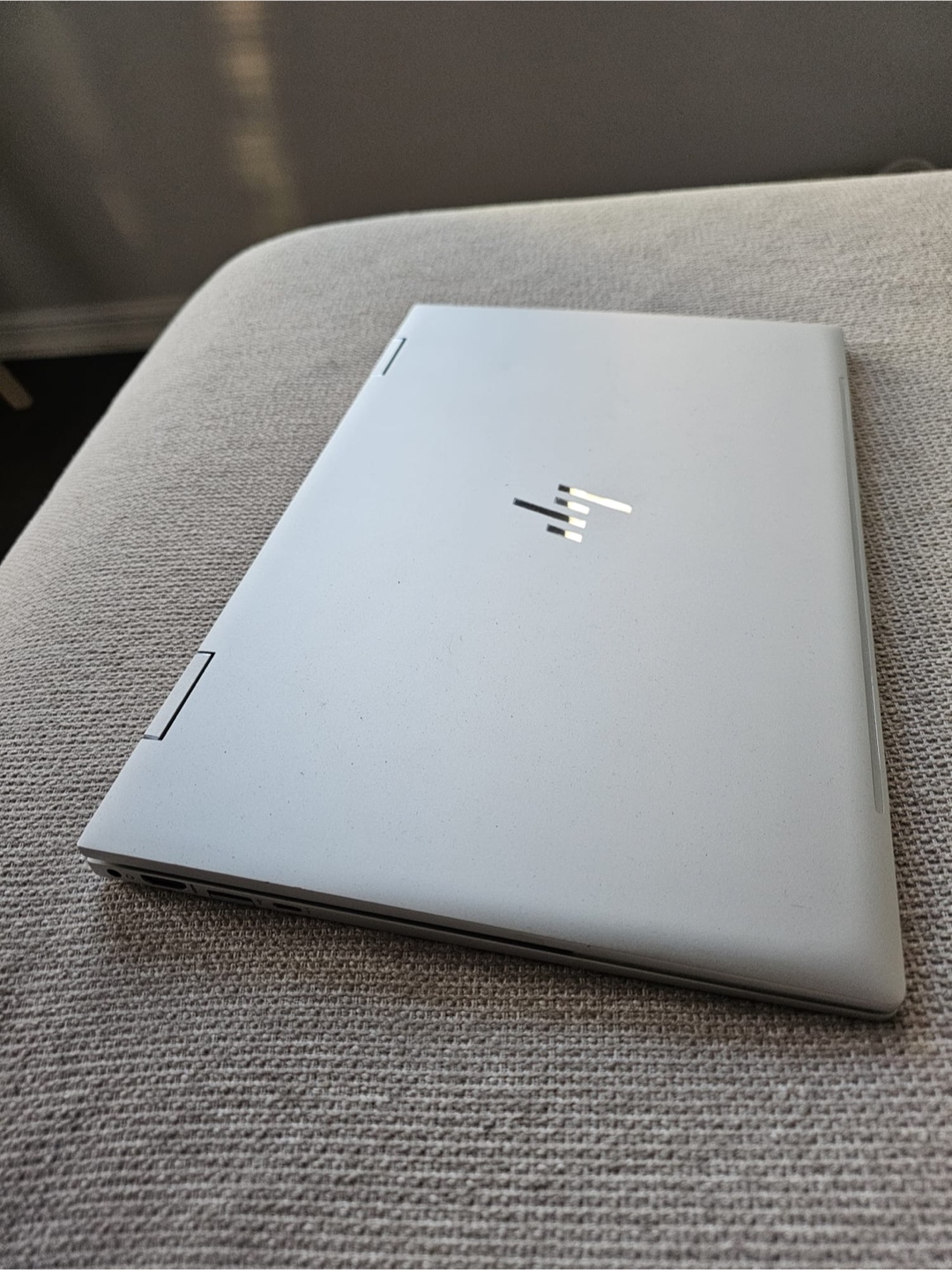 HP Envy x360 Convertible 15-ed1xxx Laptop